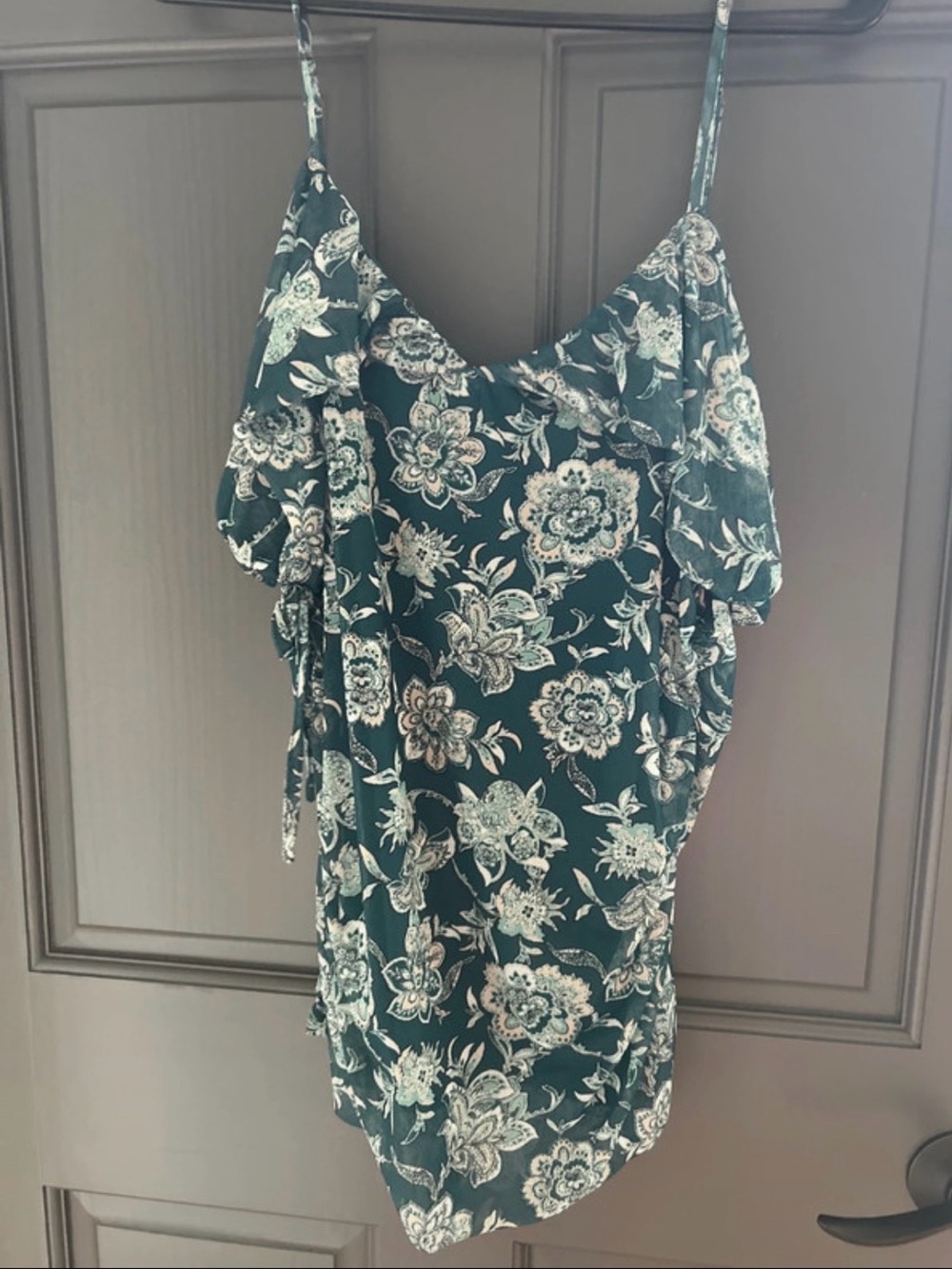 Maurices Teal Floral V-Neck Cold-Shoulder Sweater